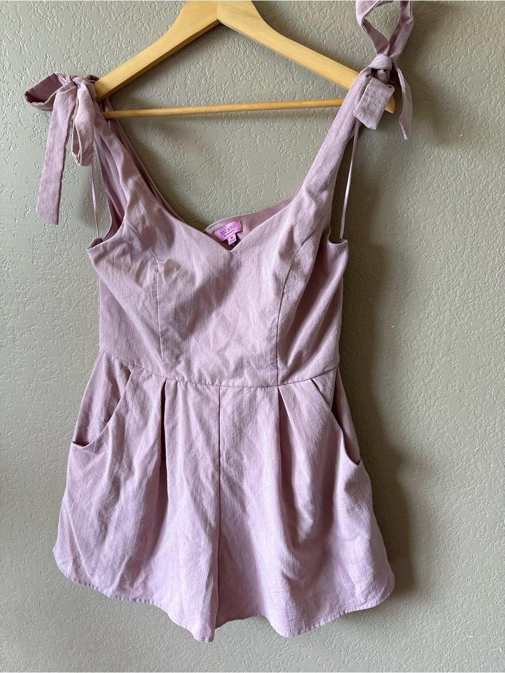mi ami pink Romper Size M Adjustable straps back zip sweetheart neckline